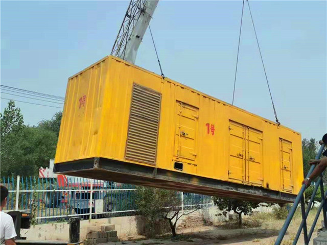 迁西300KW柴油发电机组油耗是多少?